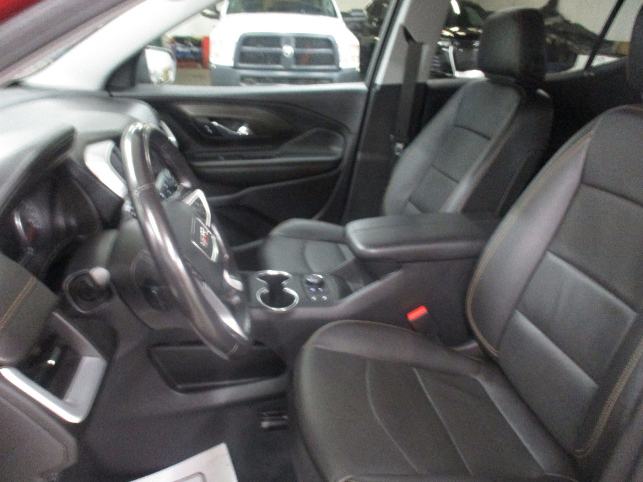 Used 2021 GMC Terrain SLT AWD/4WD image 14