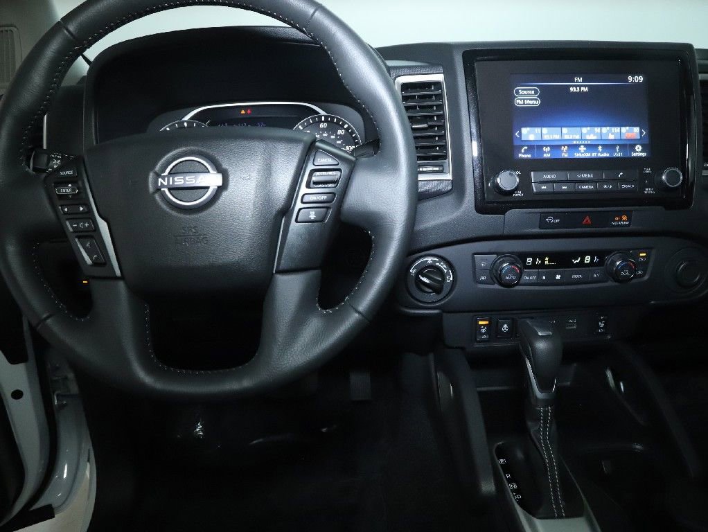 Certified 2024 Nissan Frontier SV w/ Hardbody Edition image 27