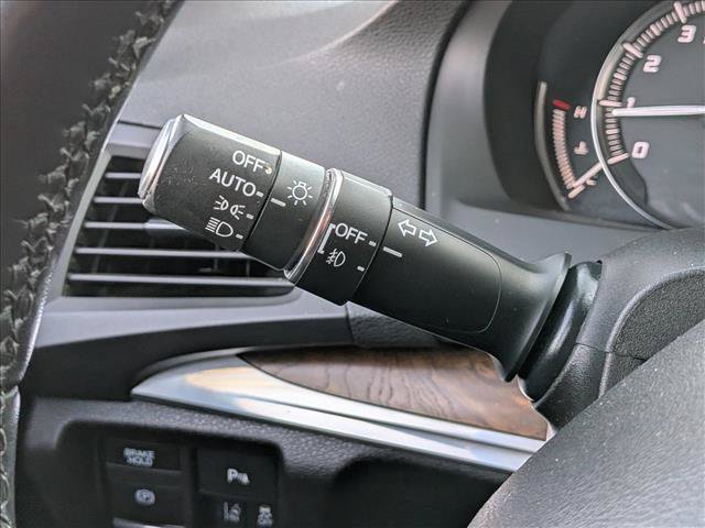 Used 2018 Acura MDX w/ Advance Package AWD/4WD image 16