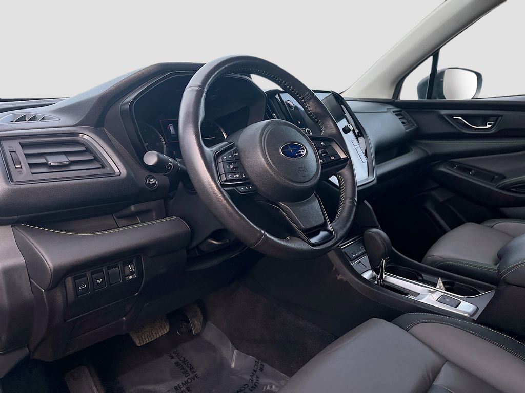 Used 2024 Subaru Ascent Onyx Edition image 9