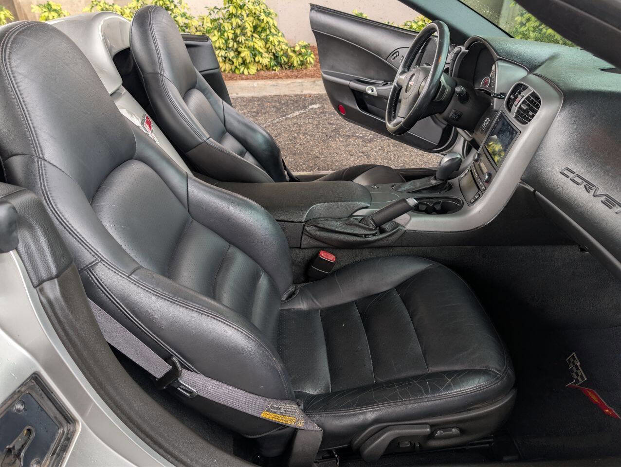 Used 2006 Chevrolet Corvette Convertible w/ Preferred Equipment Group image 17