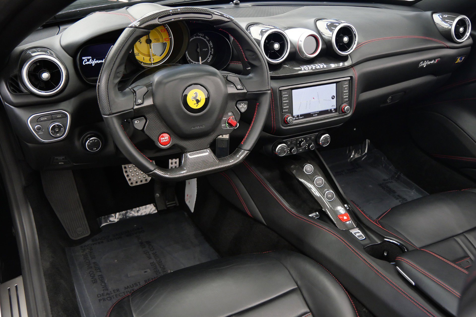 Used 2015 Ferrari California T RWD image 13