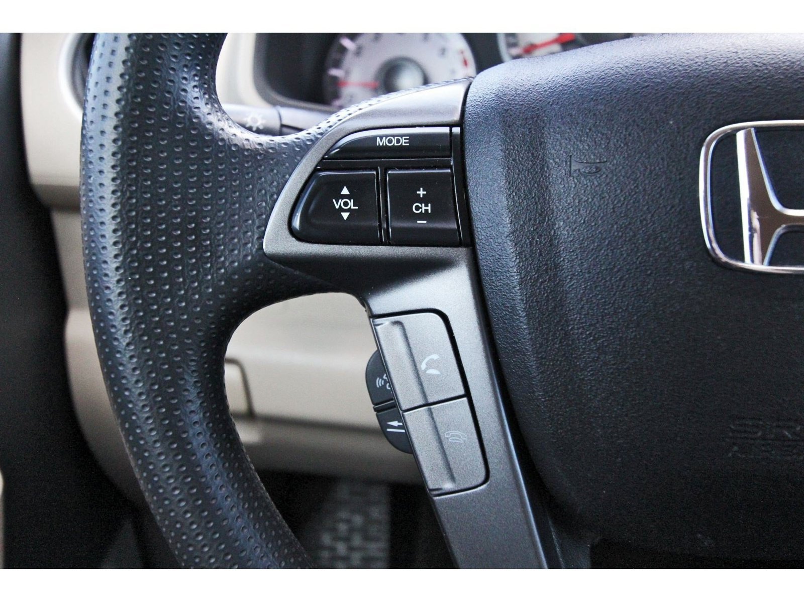 Used 2015 Honda Pilot LX image 16