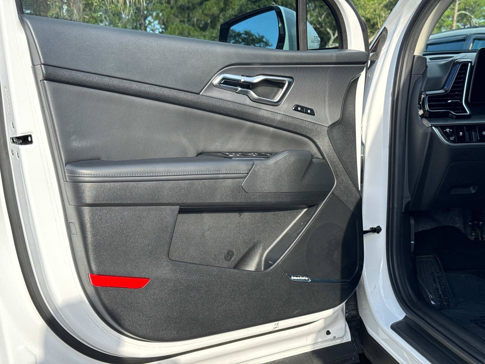 Used 2023 Kia Sportage SX FWD image 16