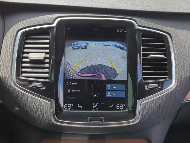 Used 2022 Volvo XC90 T6 Momentum w/ Advanced Package image 15