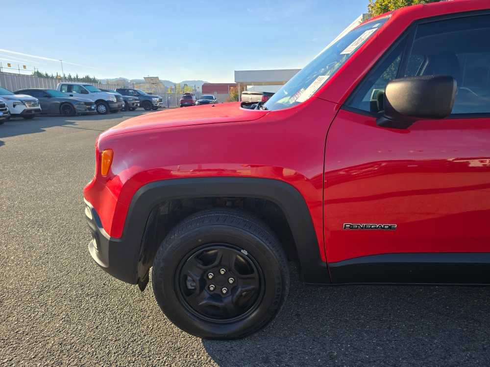 Used 2016 Jeep Renegade Sport w/ Power & Air Group AWD/4WD image 6