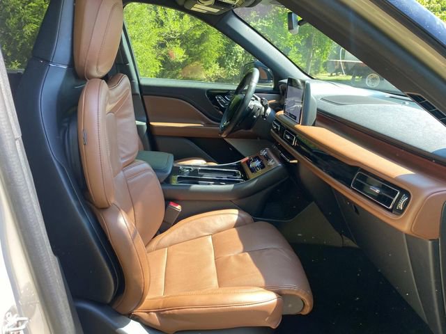Certified 2023 Lincoln Aviator Reserve w/ Equipment Group 201A AWD/4WD image 36