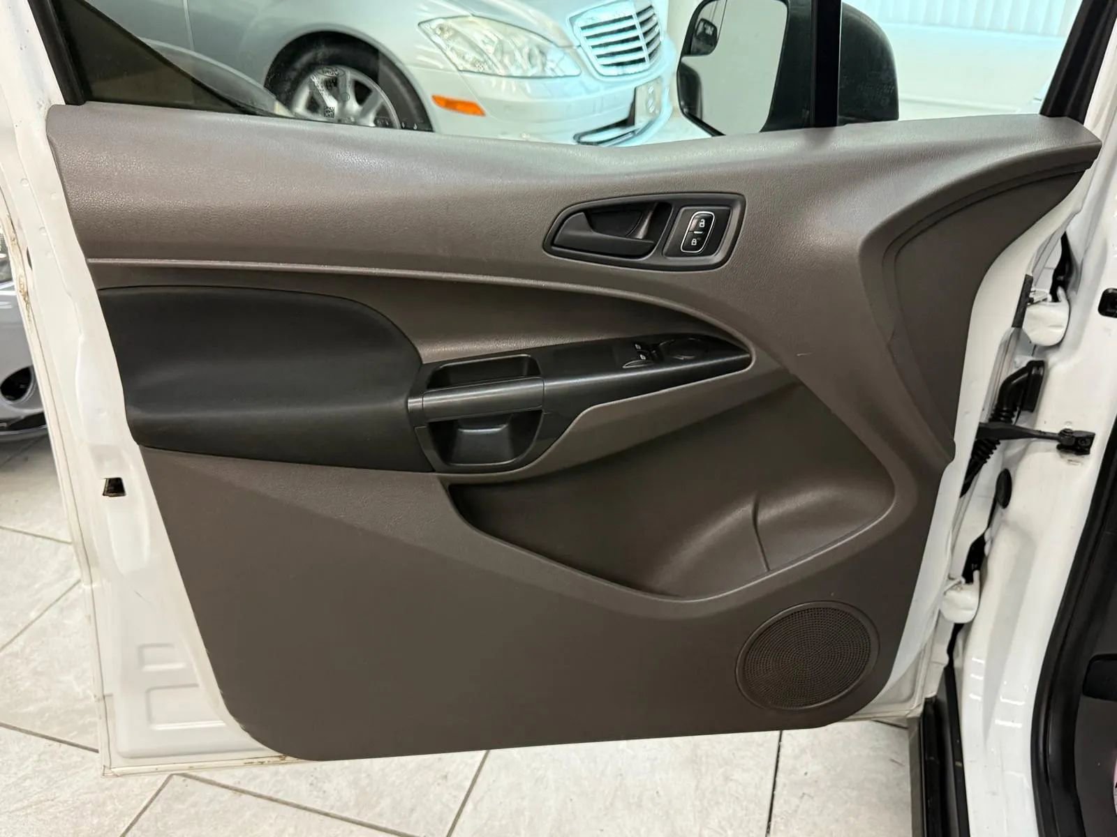 Used 2020 Ford Transit Connect XL image 27