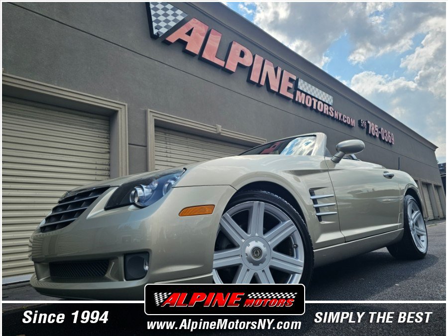 Used 2008 Chrysler Crossfire Limited RWD image 1