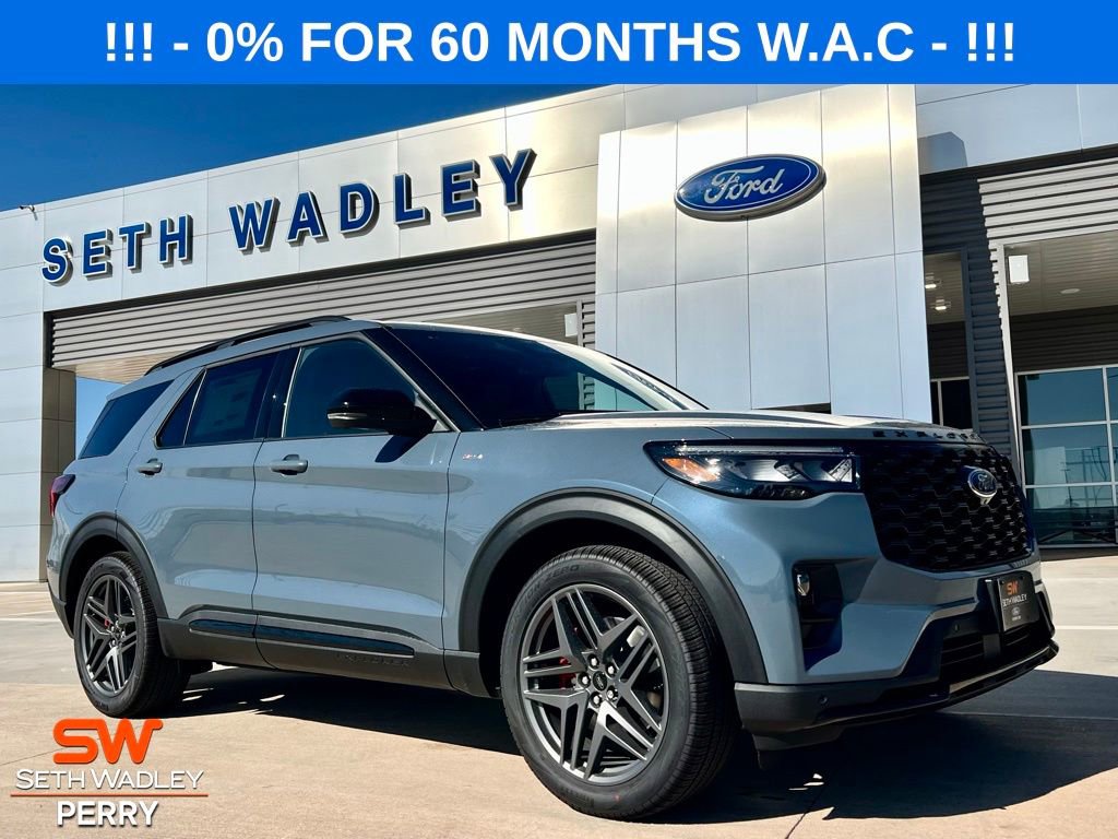 New 2025 Ford Explorer ST-Line w/ Premium Package