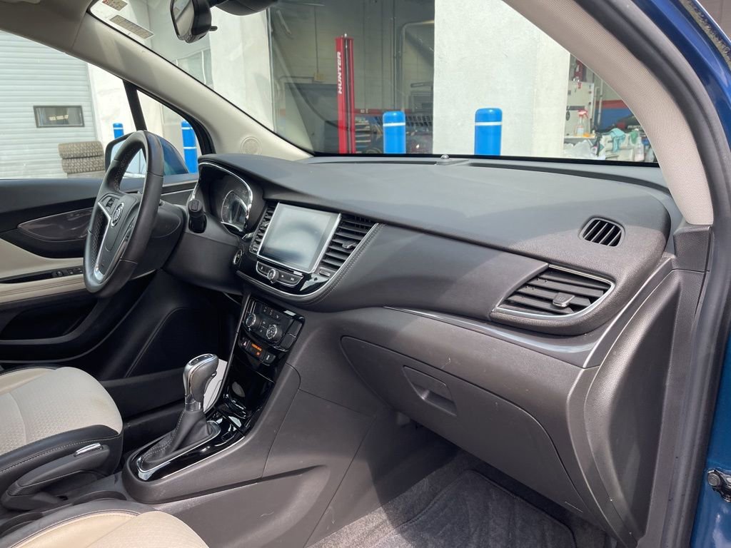 Used 2020 Buick Encore Preferred w/ Safety Package image 22