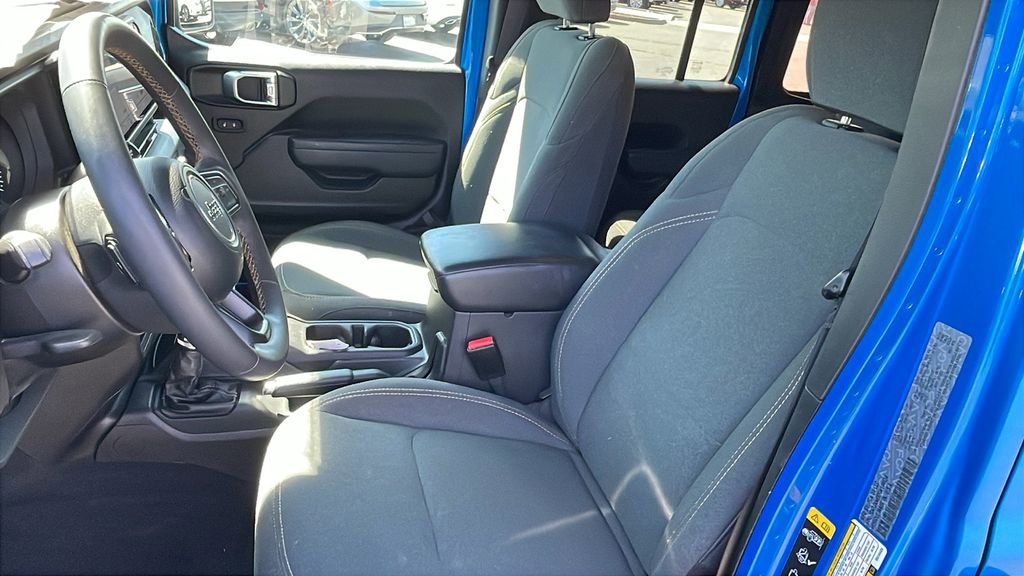 Used 2024 Jeep Wrangler Unlimited w/ Convenience Group image 12