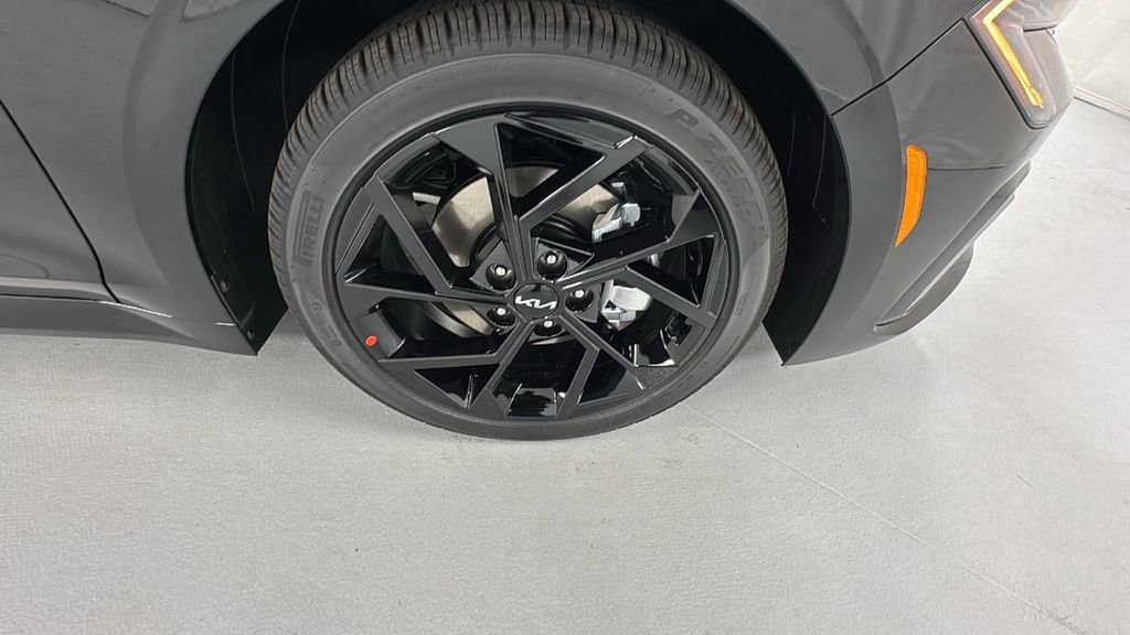 New 2026 Kia K5 GT-Line image 9