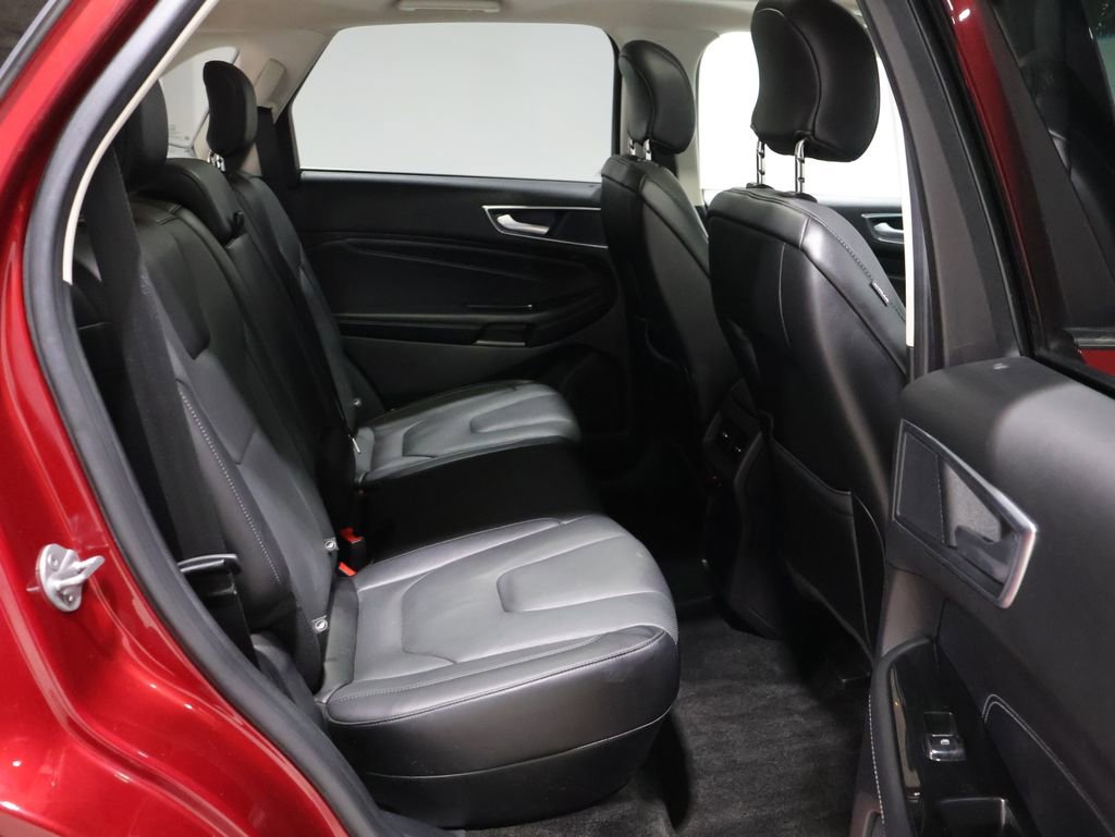 Used 2018 Ford Edge Titanium w/ Equipment Group 301A image 24