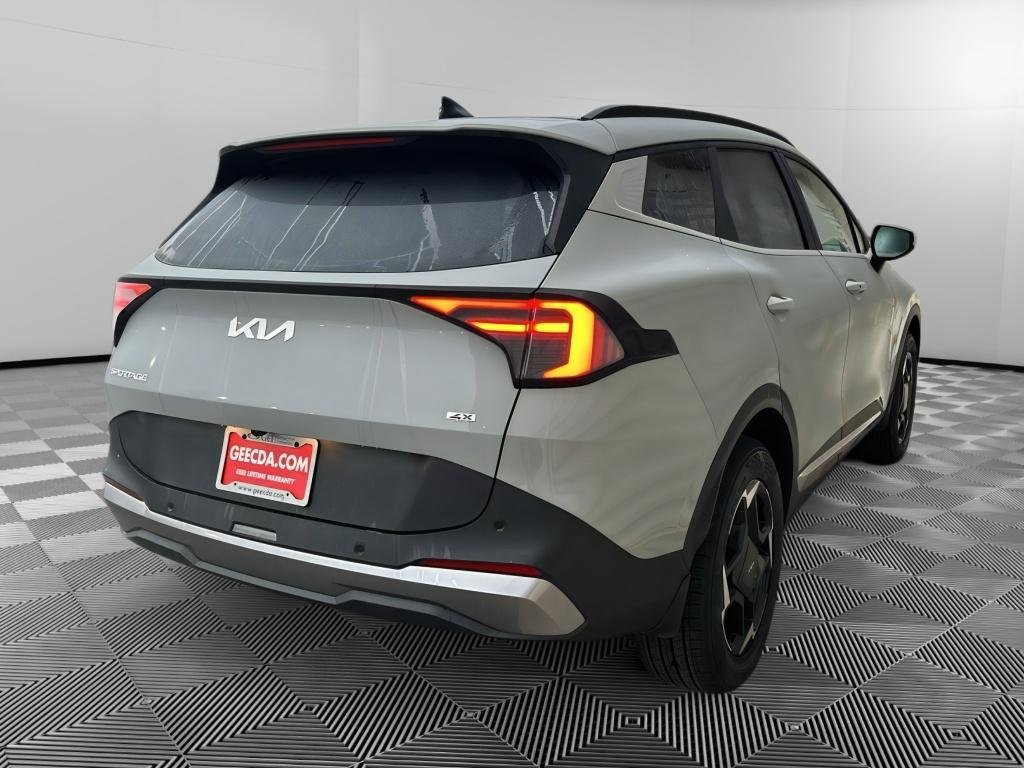 New 2026 Kia Sportage EX AWD/4WD image 4