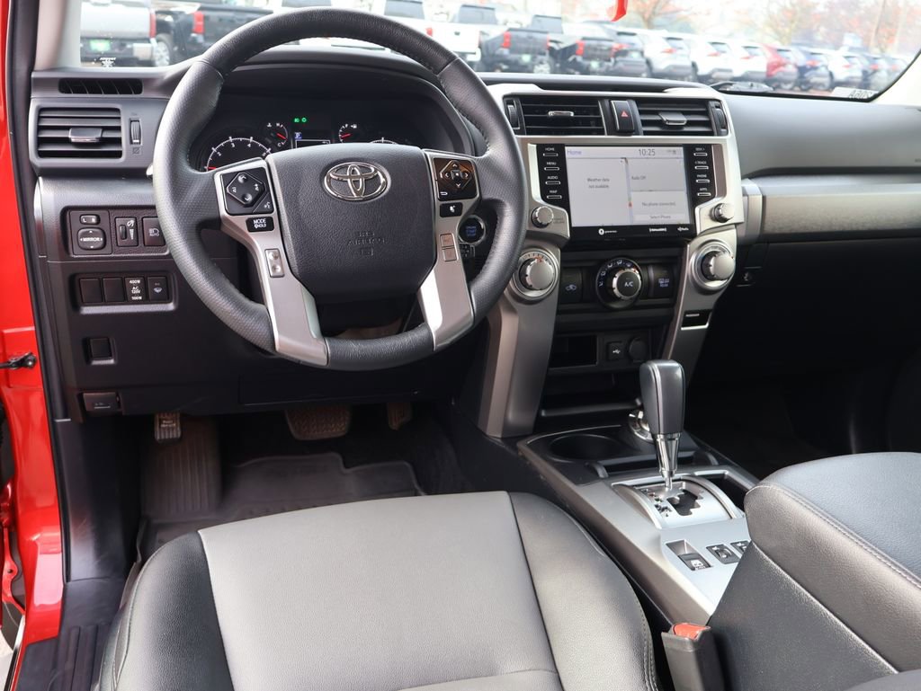 Used 2022 Toyota 4Runner SR5 Premium image 25