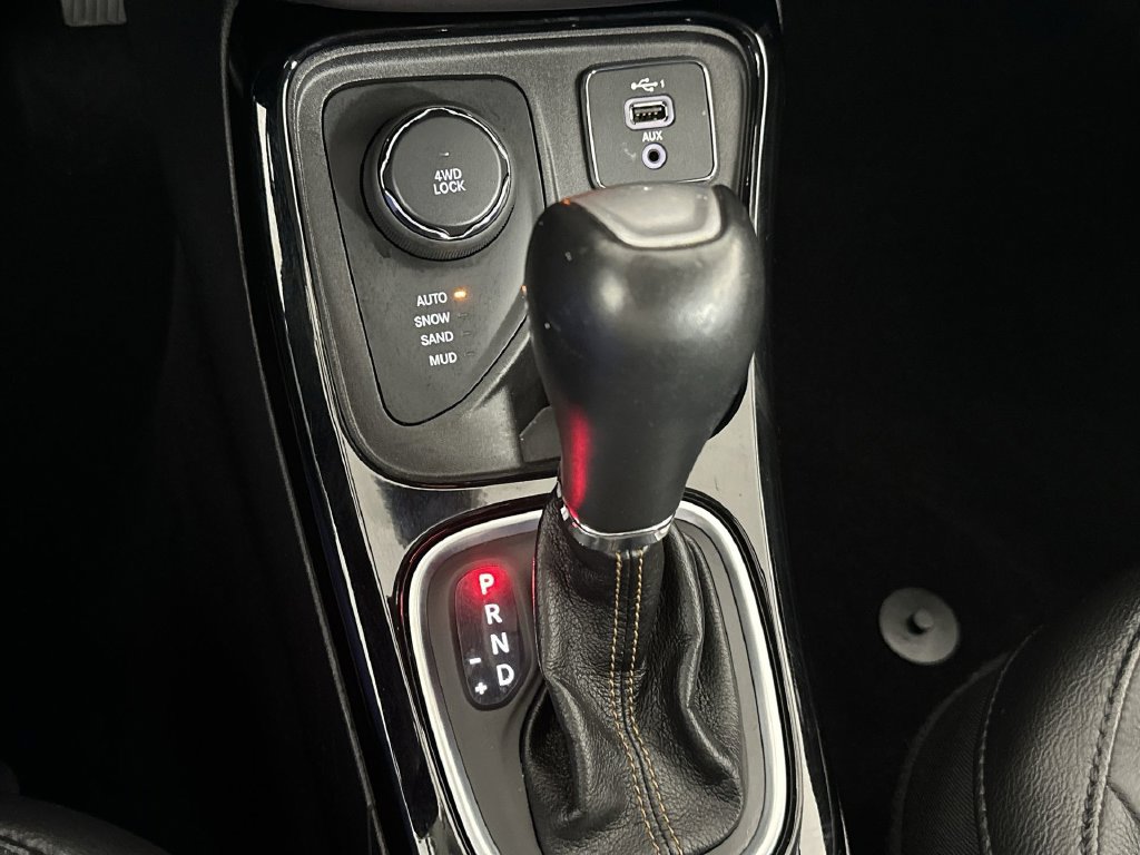 Used 2019 Jeep Compass Limited AWD/4WD image 18