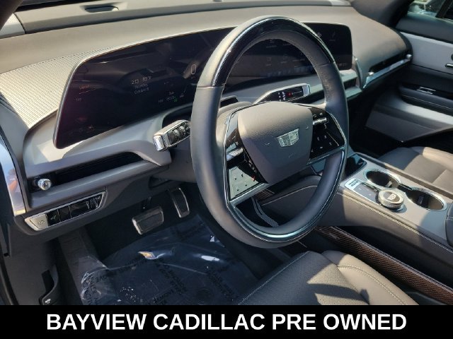 Certified 2026 Cadillac Vistiq Sport AWD/4WD image 17