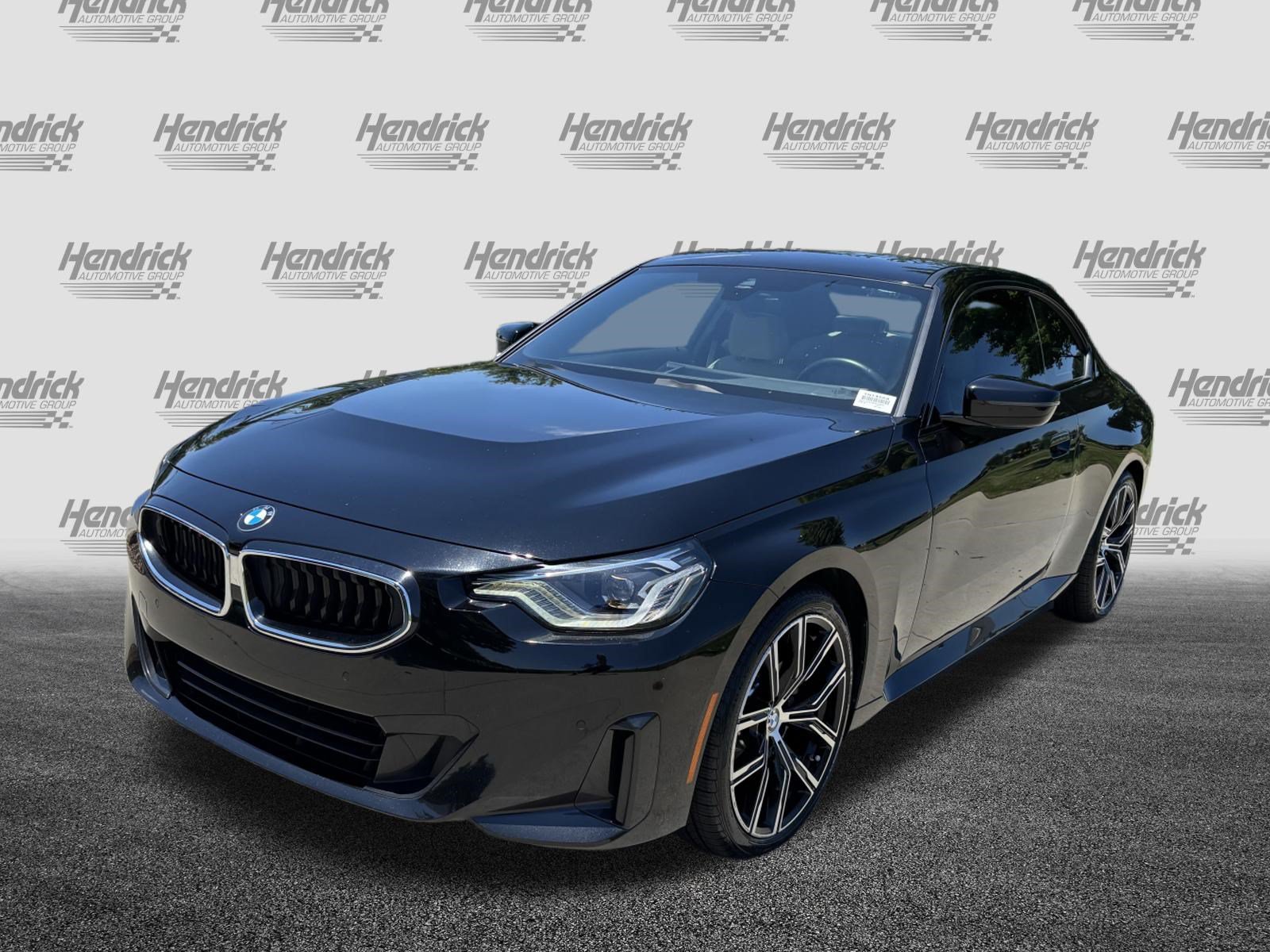 Used 2023 BMW 230i Coupe w/ Convenience Package RWD image 5