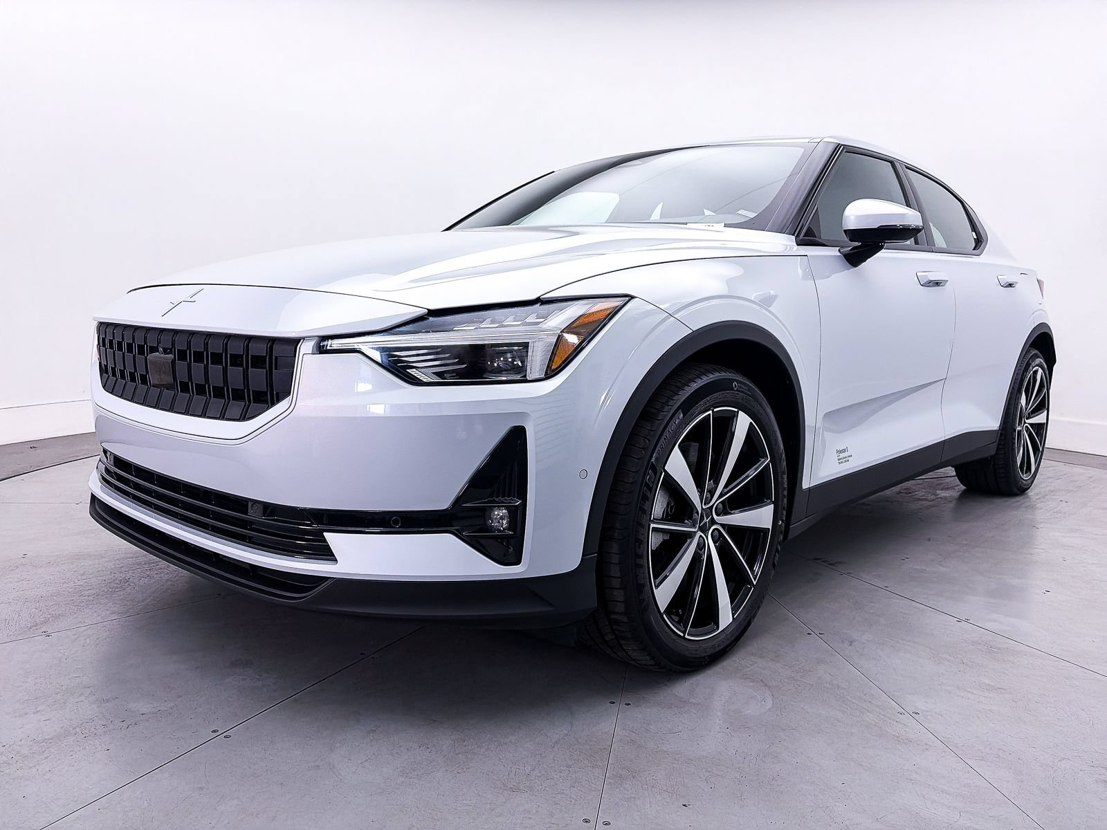 Used 2022 Polestar Polestar 2 w/ Plus Package AWD/4WD image 13