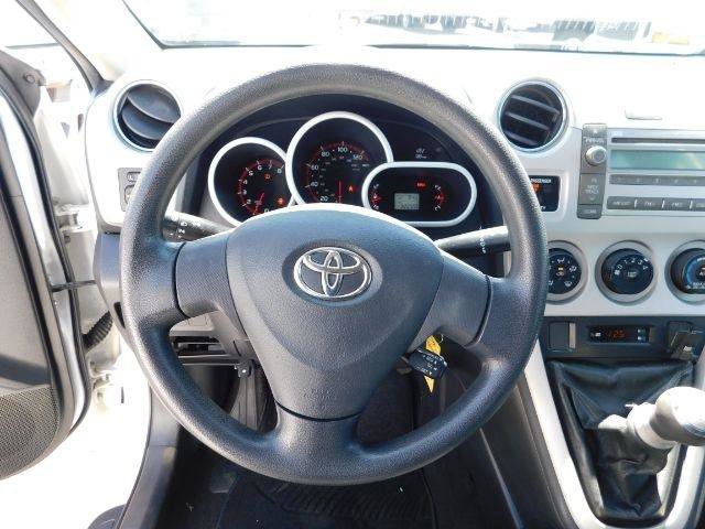 Used 2009 Toyota Matrix image 17