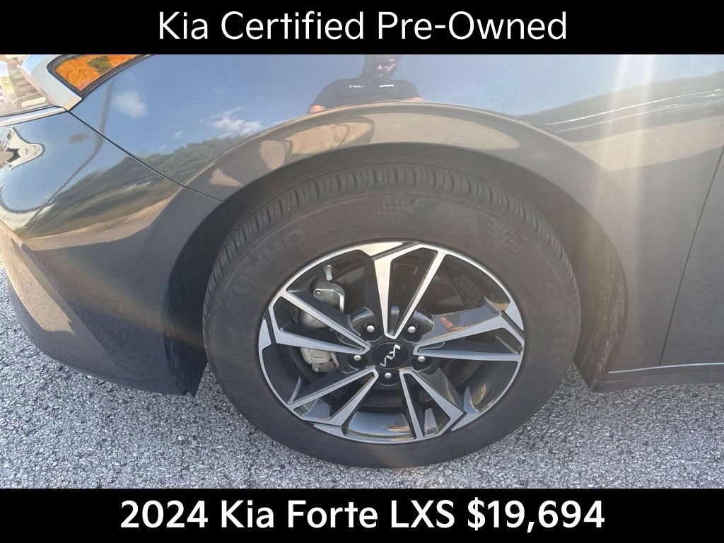 Certified 2024 Kia Forte LXS FWD image 10