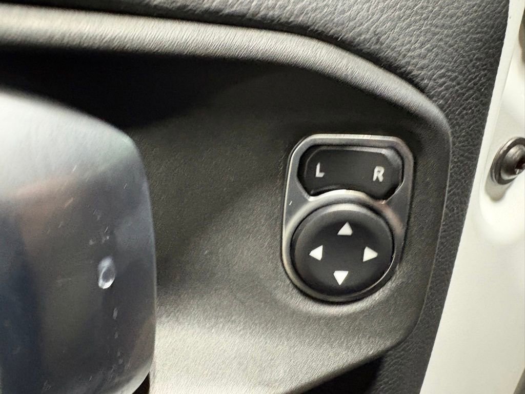 Used 2019 Jeep Wrangler Unlimited Sahara image 25