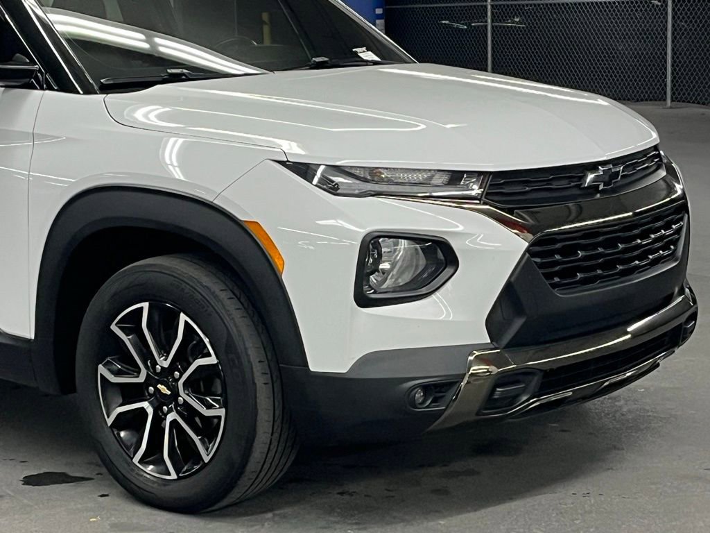 Used 2021 Chevrolet TrailBlazer ACTIV w/ Sun and Liftgate Package AWD/4WD image 39