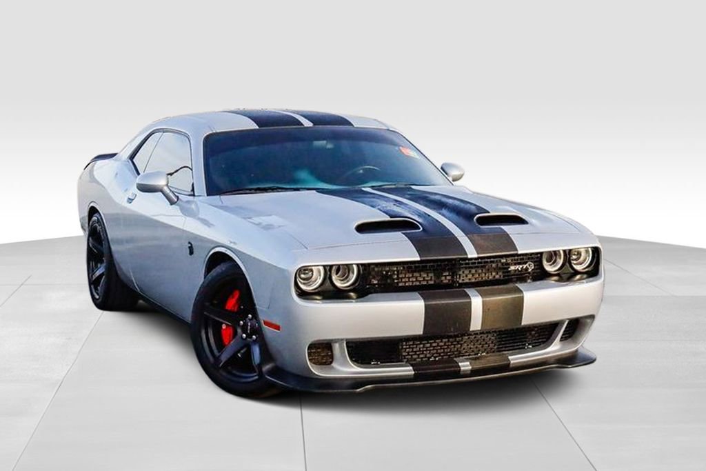 Used 2019 Dodge Challenger SRT Hellcat video 2