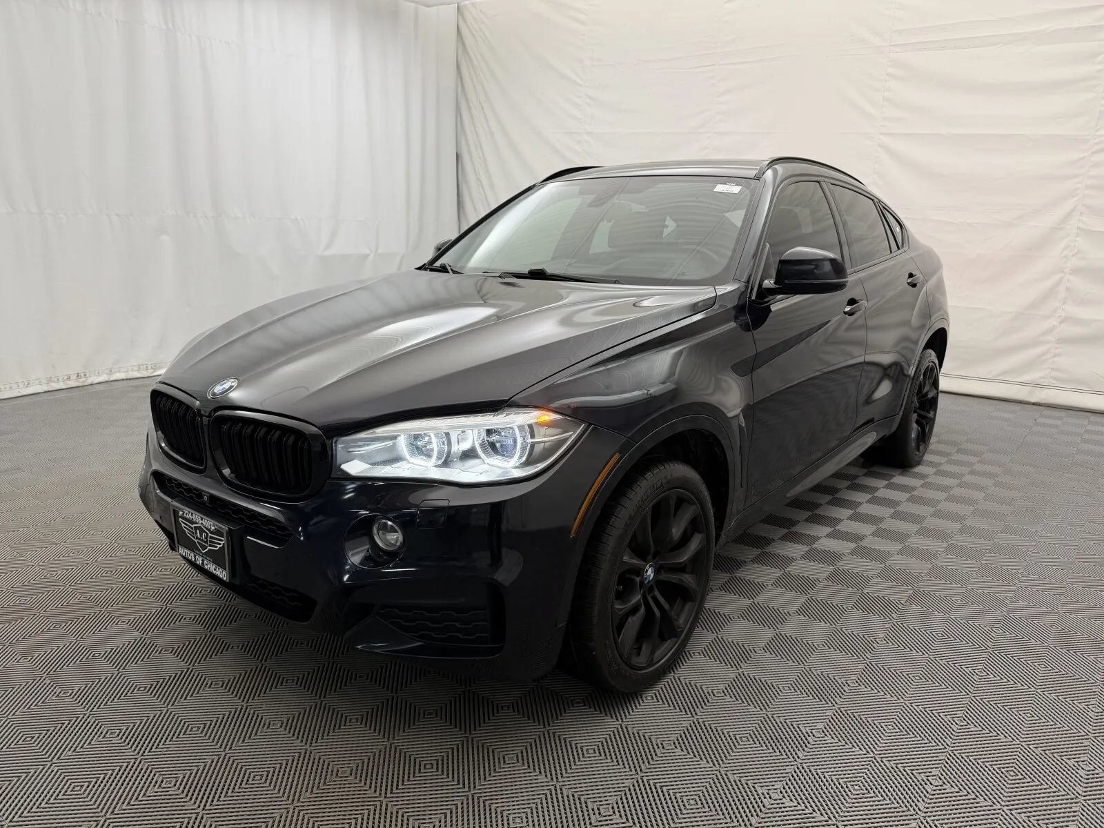 Used 2015 BMW X6 xDrive50i AWD/4WD image 2