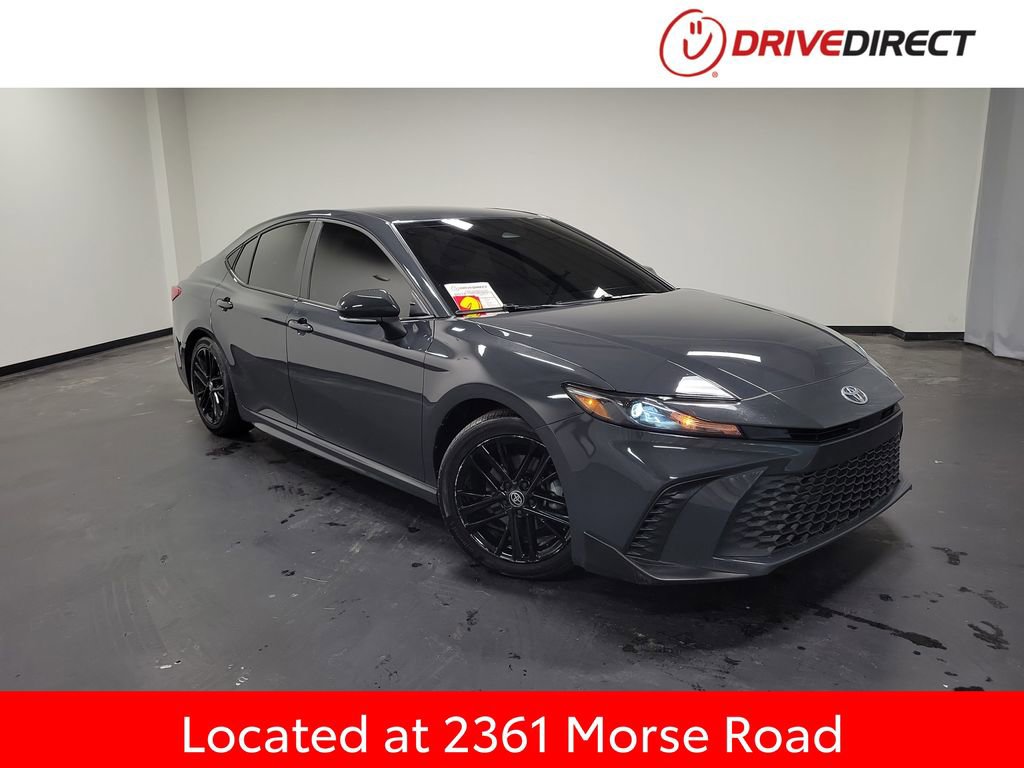 Used 2025 Toyota Camry SE