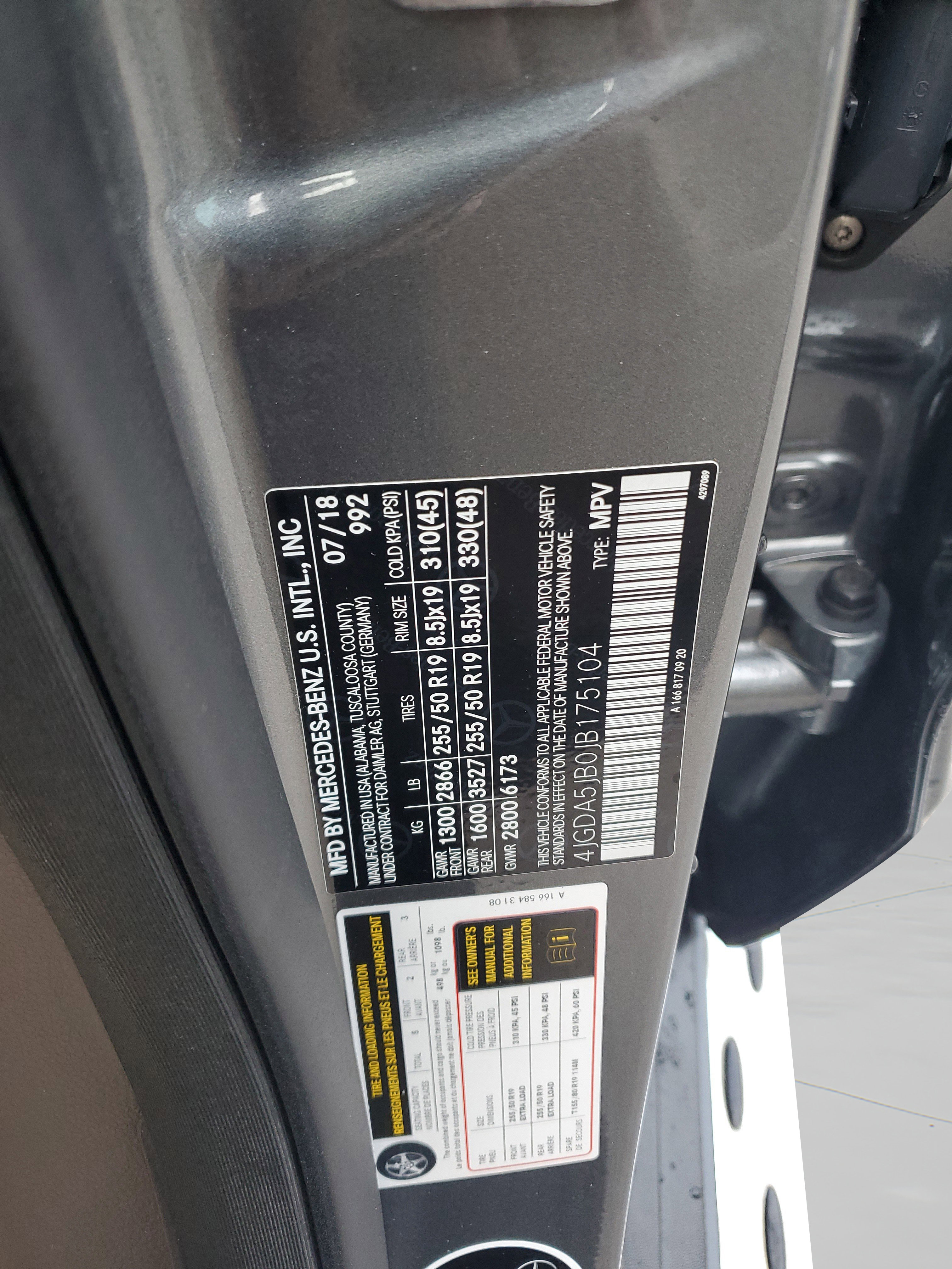 Used 2018 Mercedes-Benz GLE 350 w/ Premium 1 Package image 31