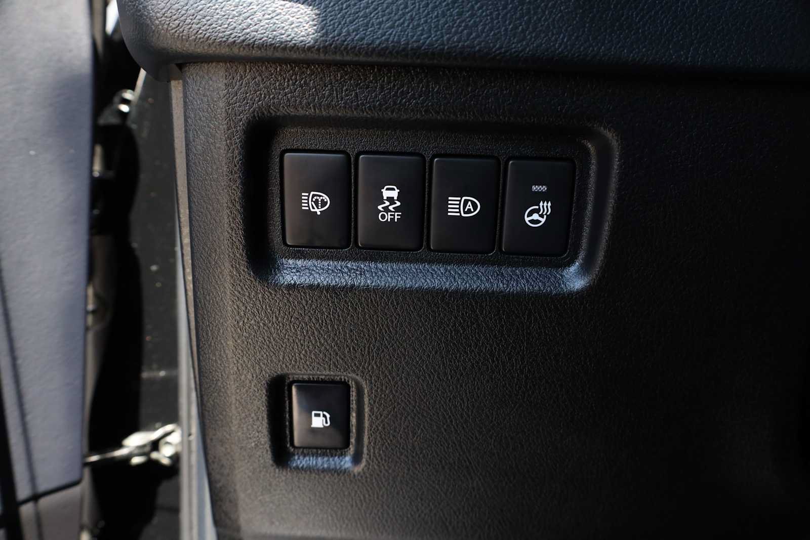 Used 2022 Lexus GX 460 w/ Black Line Special Edition AWD/4WD image 29