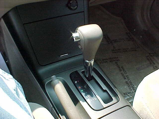 Used 2006 Toyota Camry LE FWD image 27