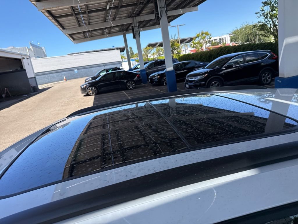 Used 2024 Audi Q4 e-tron Premium Plus image 16