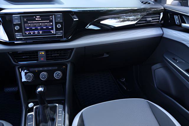 Certified 2023 Volkswagen Taos S FWD image 17
