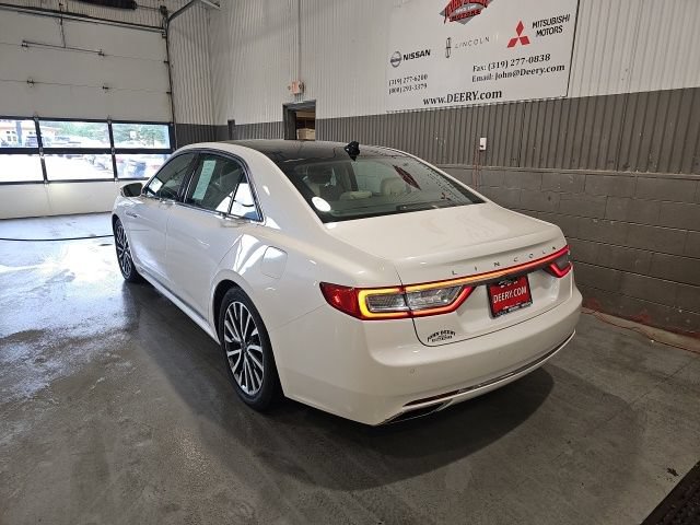 Used 2018 Lincoln Continental Select w/ Continental Climate Package AWD/4WD image 5
