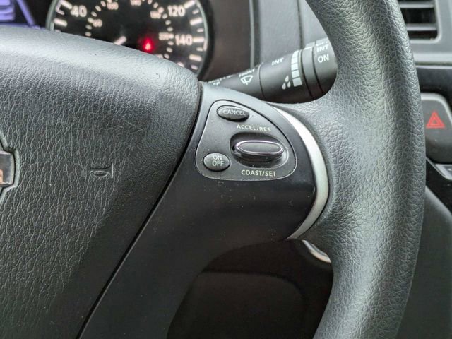 Used 2018 Nissan Pathfinder S FWD image 24