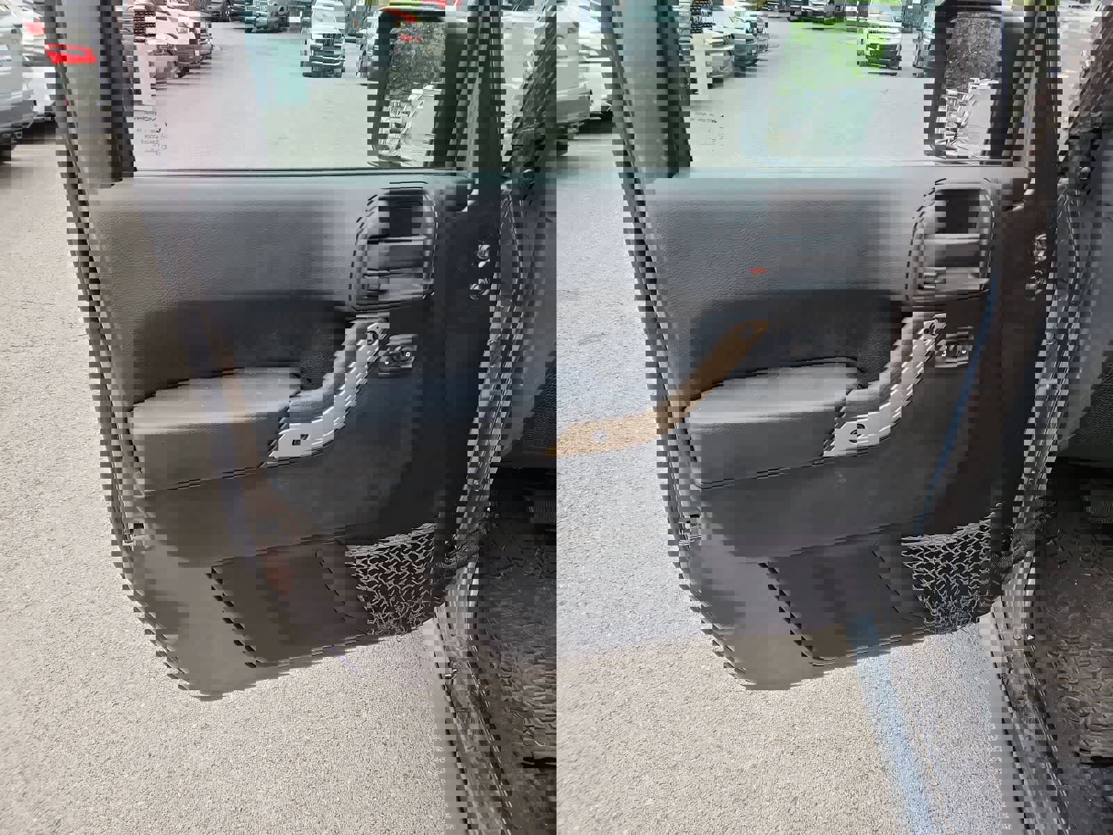 Used 2016 Jeep Wrangler Unlimited Sahara AWD/4WD image 16