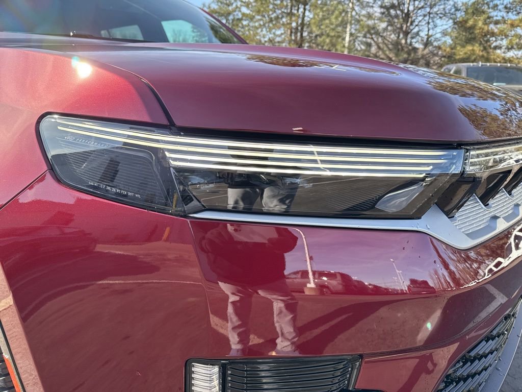 New 2026 Jeep Grand Wagoneer L 4WD image 9