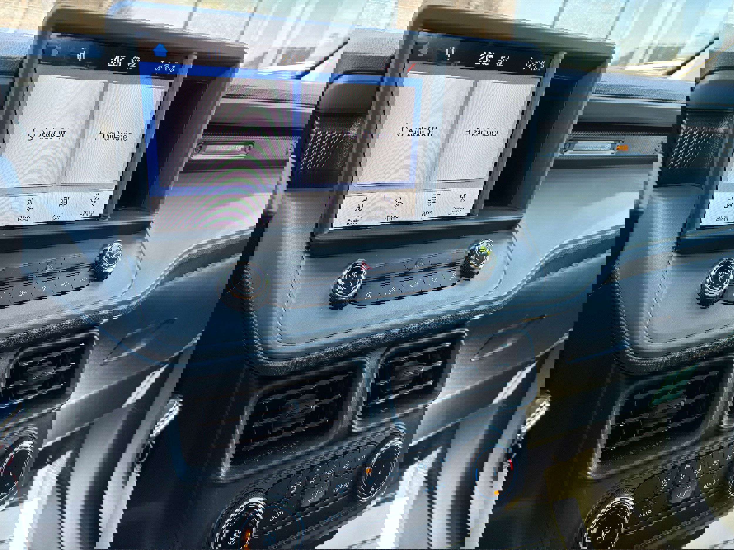 Used 2024 Ford Maverick XL image 12