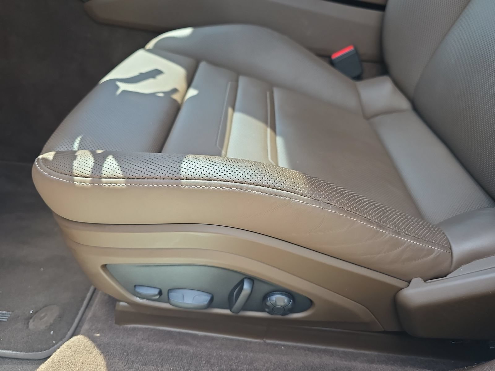 Certified 2023 Porsche Panamera 4 AWD/4WD image 21