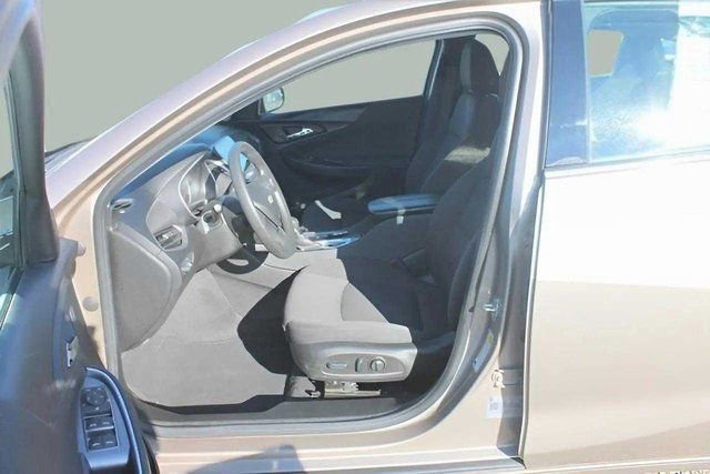 Used 2022 Chevrolet Malibu LT FWD image 9