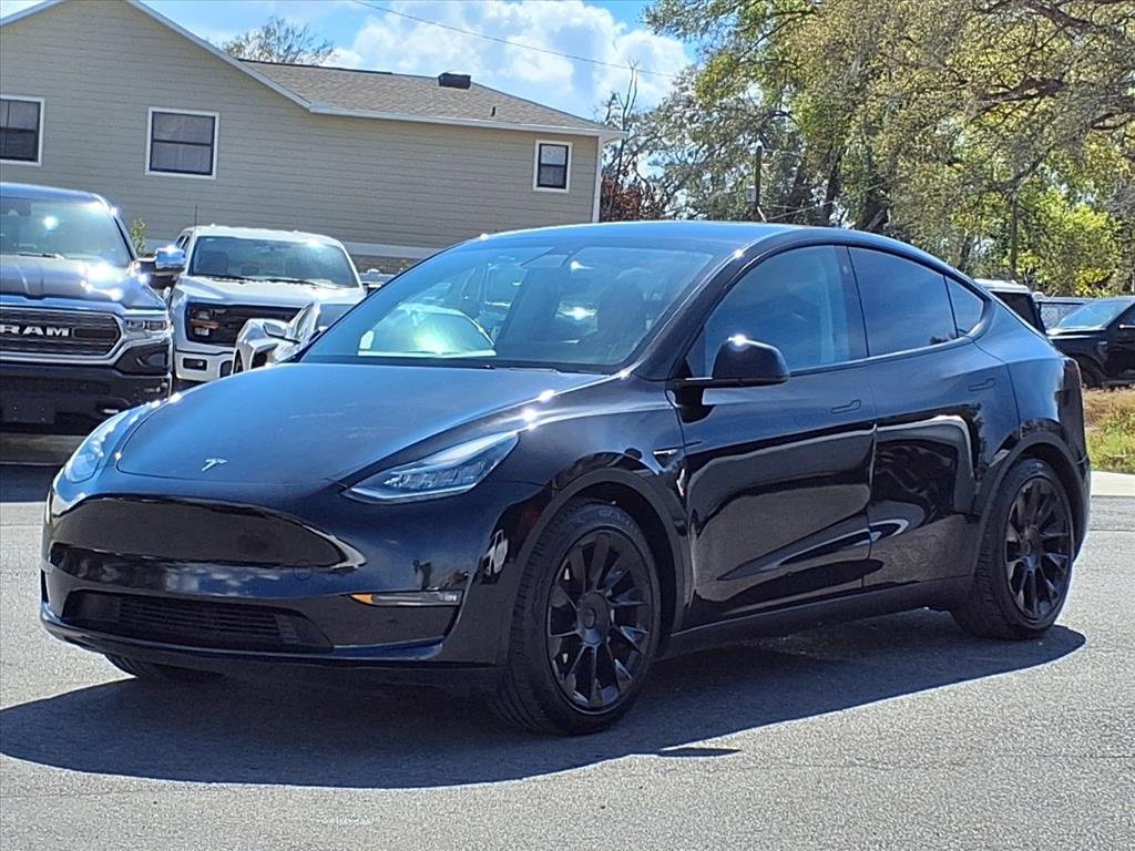 Used 2021 Tesla Model Y Long Range image 3