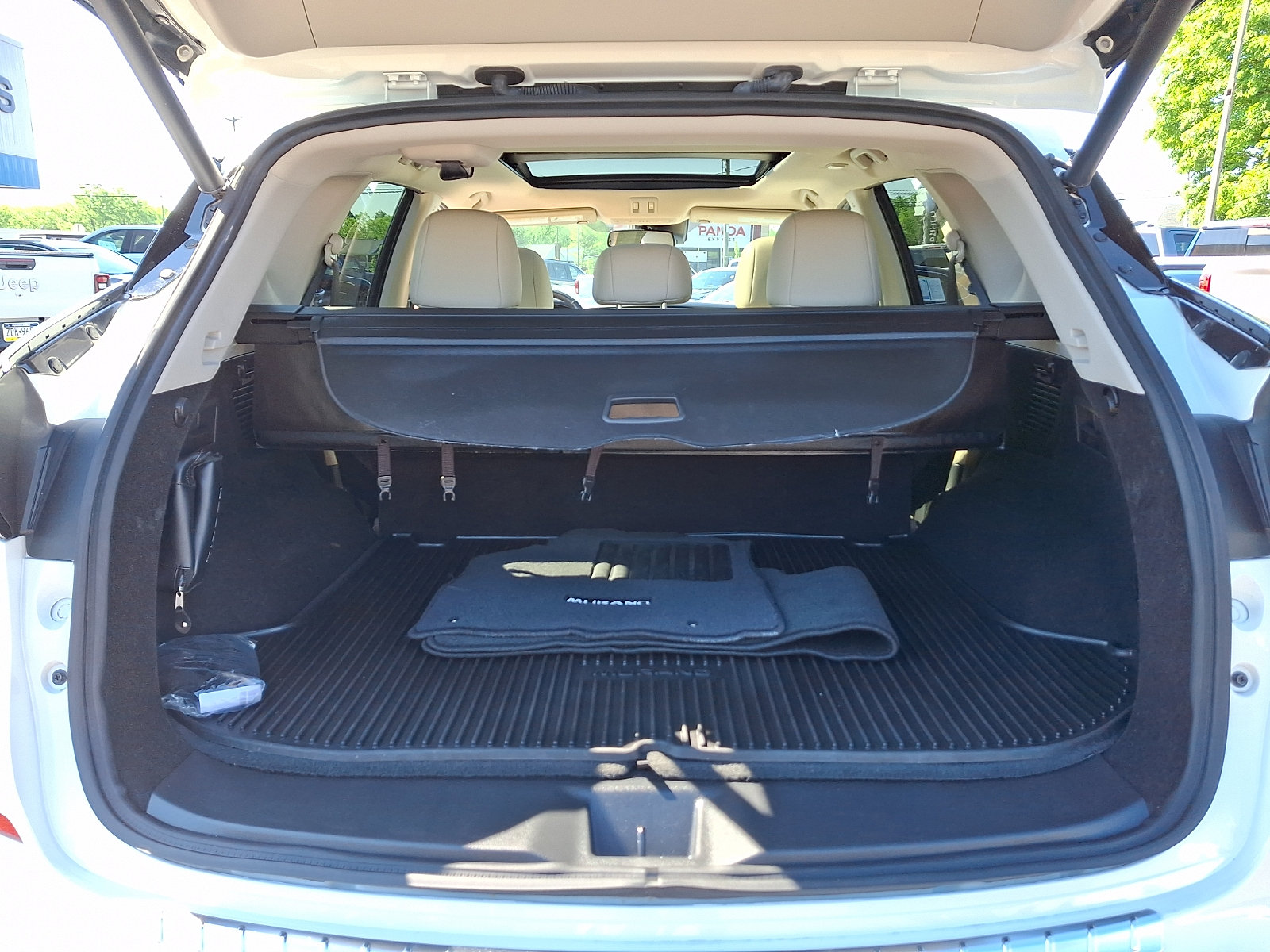 Used 2023 Nissan Murano SL w/ SL Moonroof Package AWD/4WD image 30
