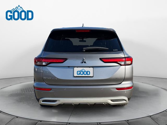 Used 2024 Mitsubishi Outlander SE Black Edition image 4