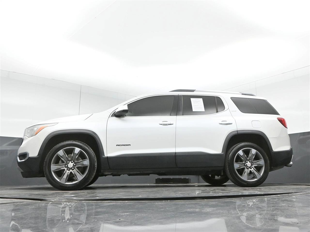 Used 2018 GMC Acadia SLT image 37