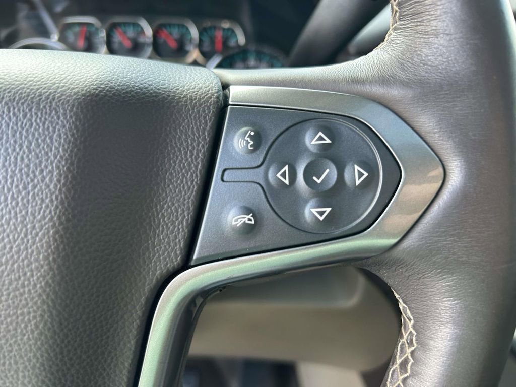 Used 2016 Chevrolet Suburban LT w/ LT Signature Package image 23