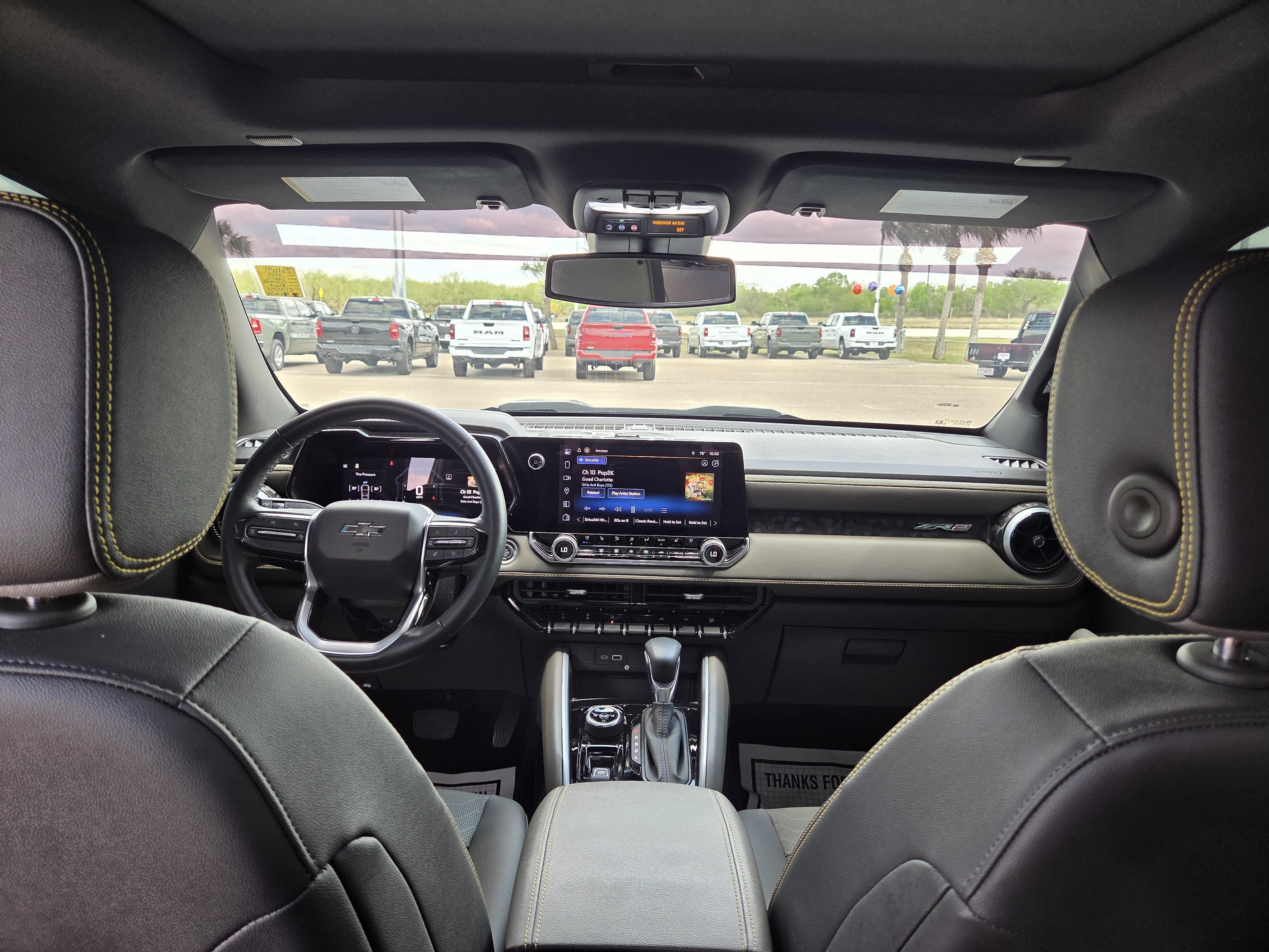 Used 2024 Chevrolet Colorado ZR2 w/ ZR2 Convenience Package III image 21