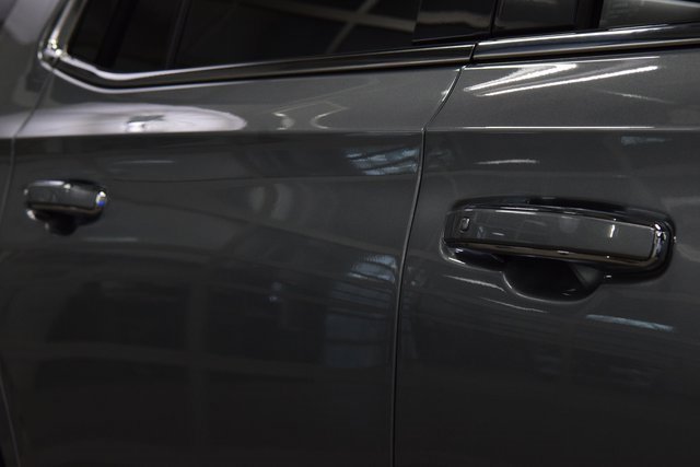 Used 2023 Chevrolet Tahoe Premier image 17